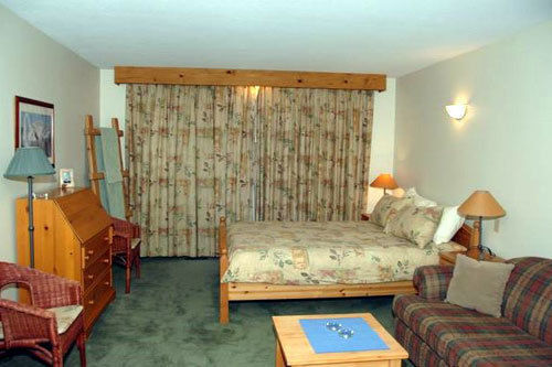 Birch Meadows Lodge B&B Fernie Exterior photo